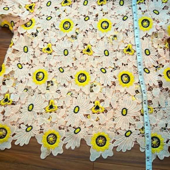 Floral Crochet Knit blouse with ruffle detail - Picture 9 of 13